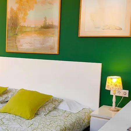Casa Con Jardin A 45 Metros De La Playa. Es. Villa *