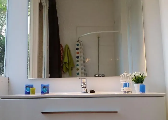 Casa Con Jardín A 45 Metros De La Playa. Es. Villa *