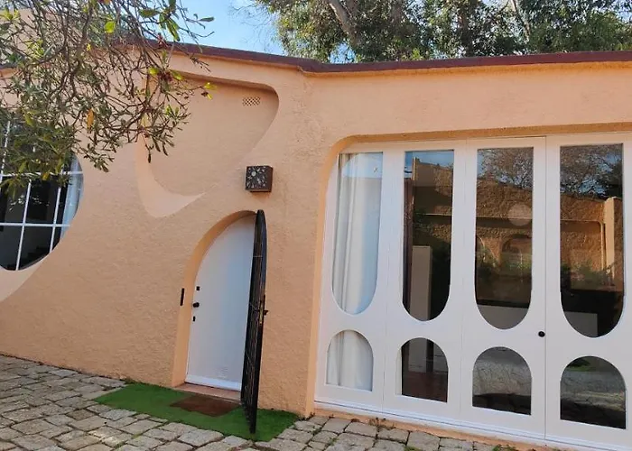 Villa Casa Con Jardín A 45 Metros De La Playa. Es. *