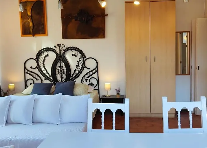 Villa Casa Con Jardín A 45 Metros De La Playa. Es.